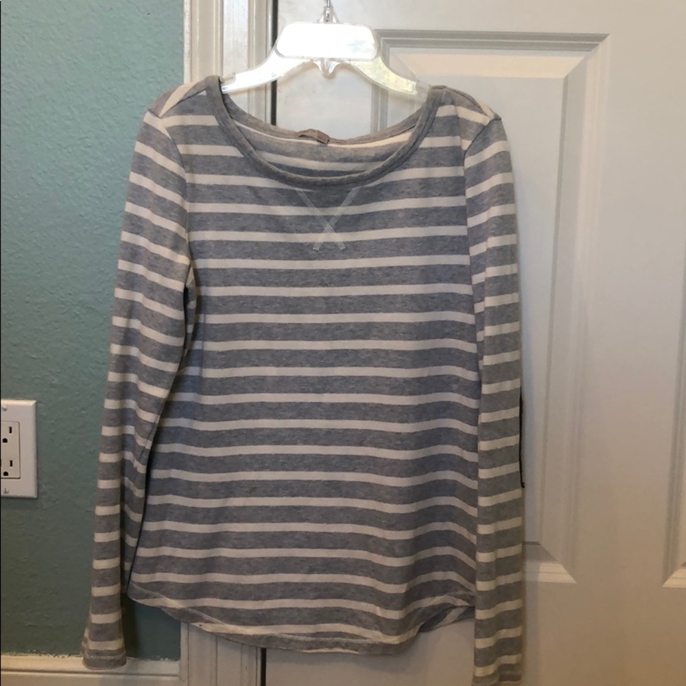 Gap Gray Striped Long Sleeve Shirt/Sweater